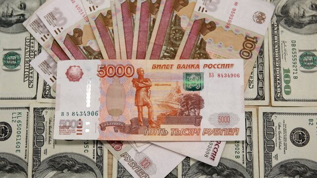 روسیه دلار و یورو را از معاملات خود حذف کرد